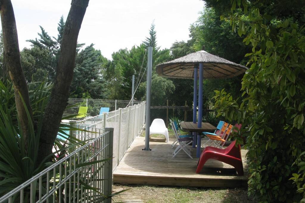 Gite Avec Piscine Et Climatisation Buzignargues Exterior photo